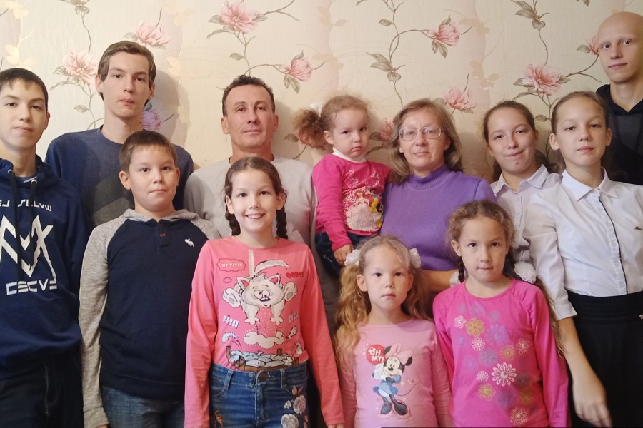Жительнице г.Новочебоксарск Ларисе Павловой присвоено звание мать-героиня