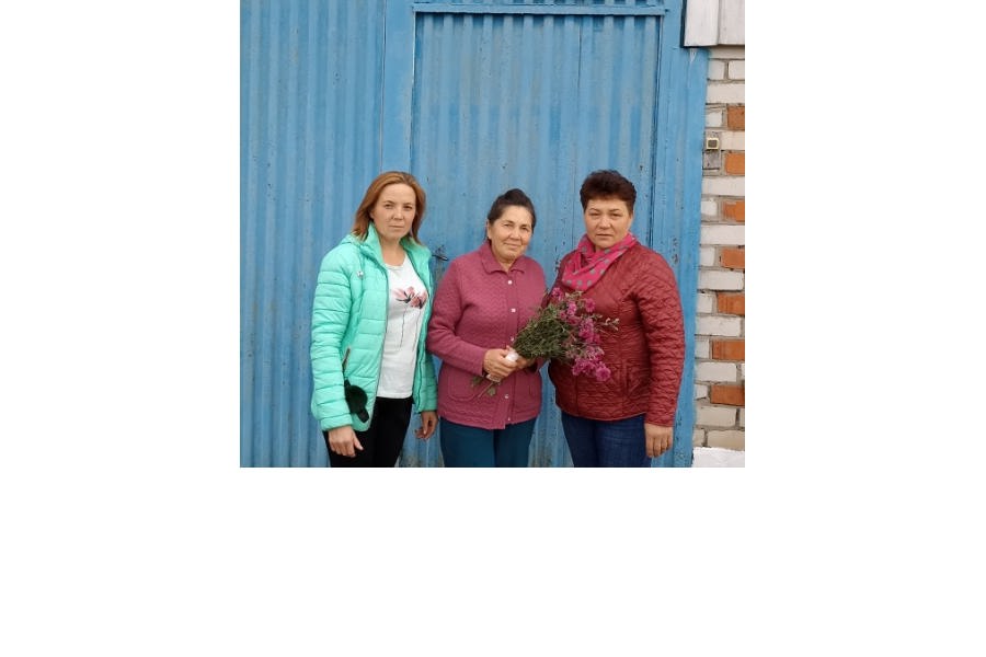 Акция – поздравление «С благодарностью учителю» в Новобайбатыревском СДК