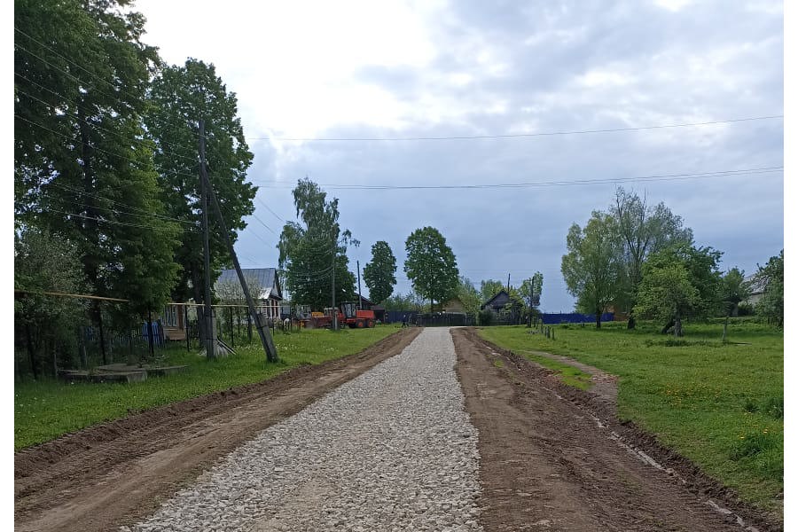 Подрядная организация ООО «Сурстройсервис» завершила ремонт автомобильной дороги в д. Поченары по ул. Зеленая
