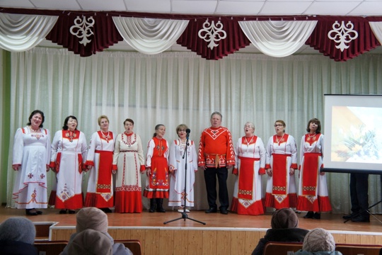 Праздничный концерт «О чём поют 8 марта?» прошел в Шумерлинском сельском доме культуры