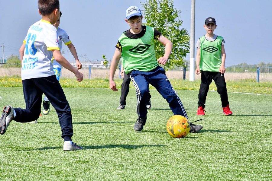 На стадионе ФСК «Паттар» прошел муниципальный  этап турнира «Кожаный мяч»