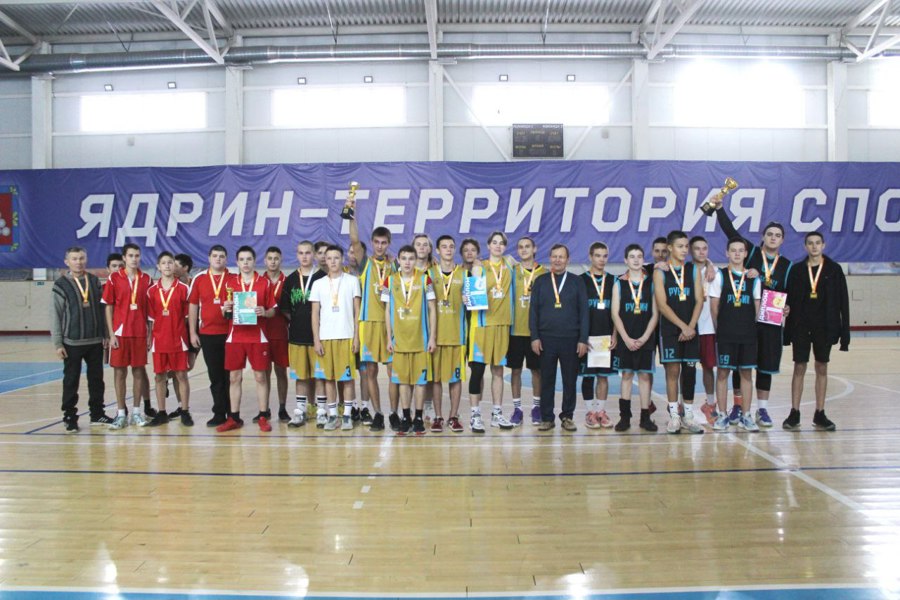 Сегодня, 7 декабря, в МАУ ДО «СШ «Присурье» стартовал муниципальный этап Всероссийского Чемпионата школьной баскетбольной лиги «КЭС-БАСКЕТ» сезона 2023-2024 годов.