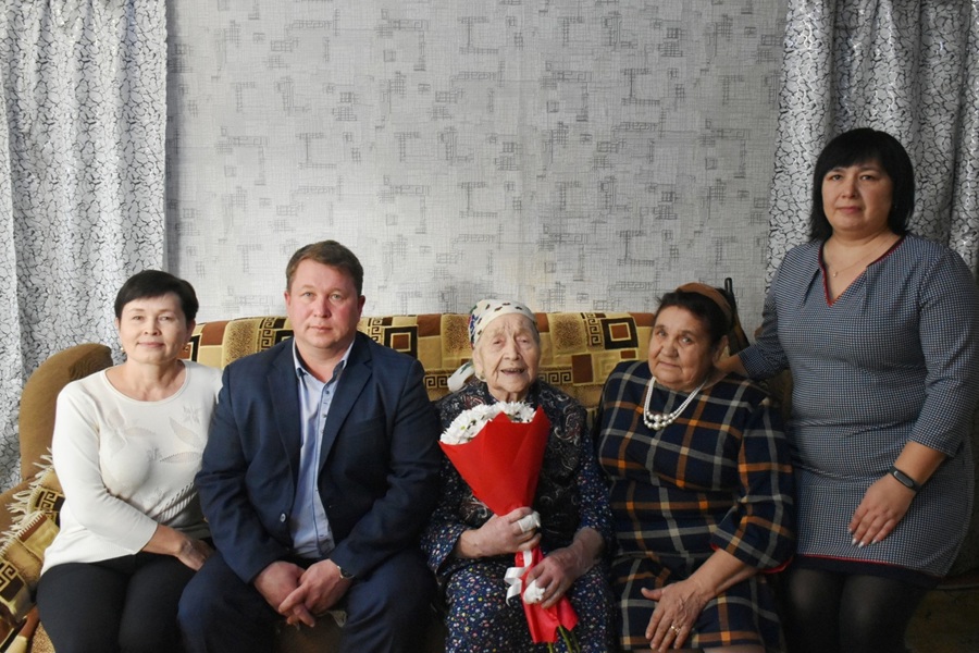 Жительнице деревни Решетниково Валентине Платоновой исполнилось 95 лет