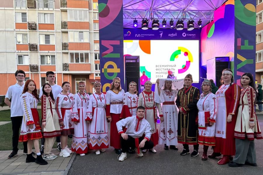 Новочебоксарцы участвовали в открытии Всемирного фестиваля молодежи