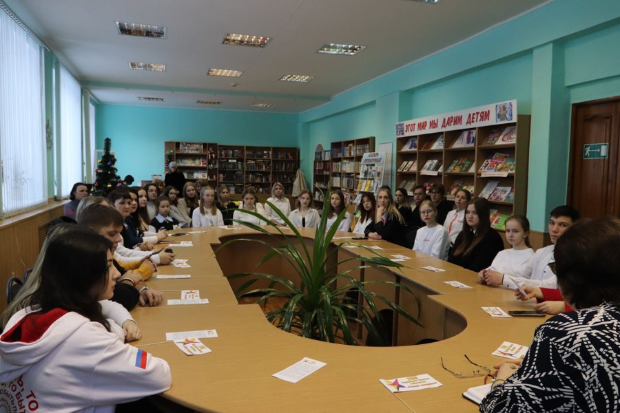 В рамках программы «Подростки России»,  получившей поддержку Президента России В.В.Путина по всей стране организуются подрастковые центры.