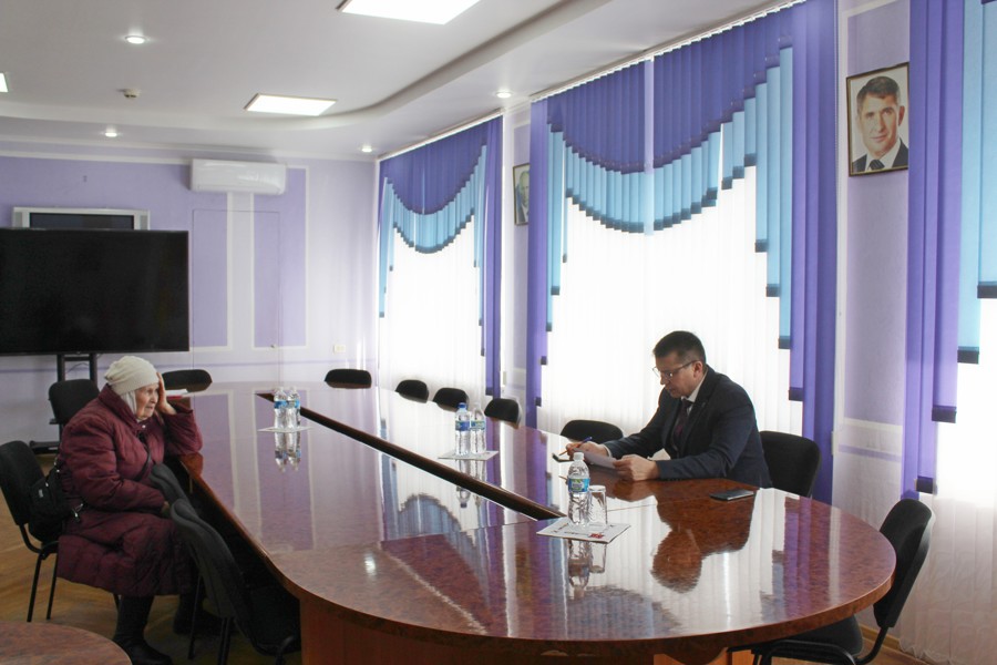 Глава города Виталий Михайлов провел прием граждан по личным вопросам