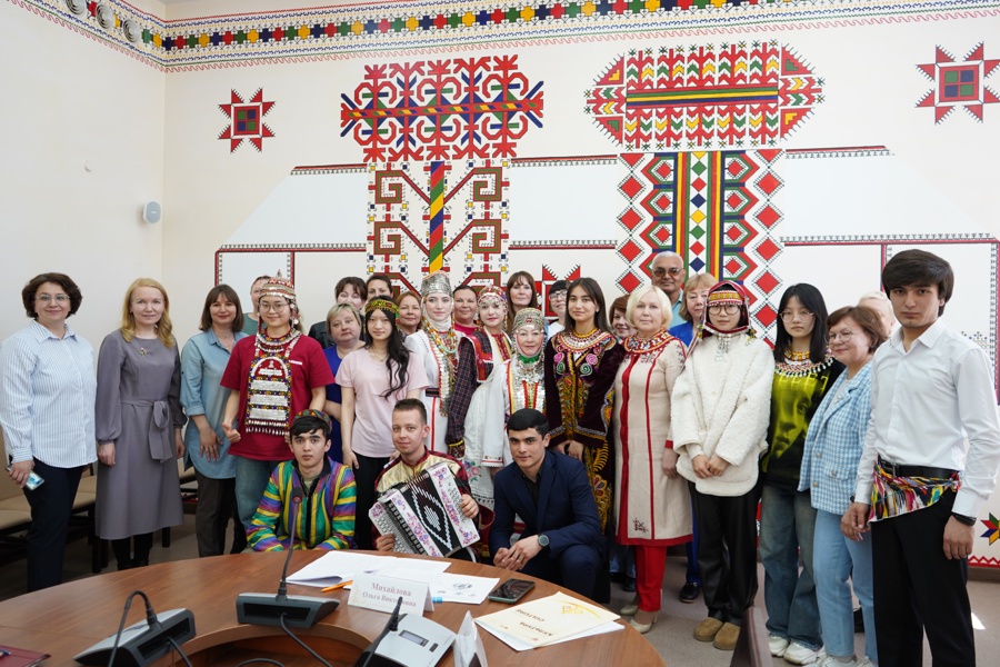 Институт культуры провел первый форум «Этническая культура: история и современность»