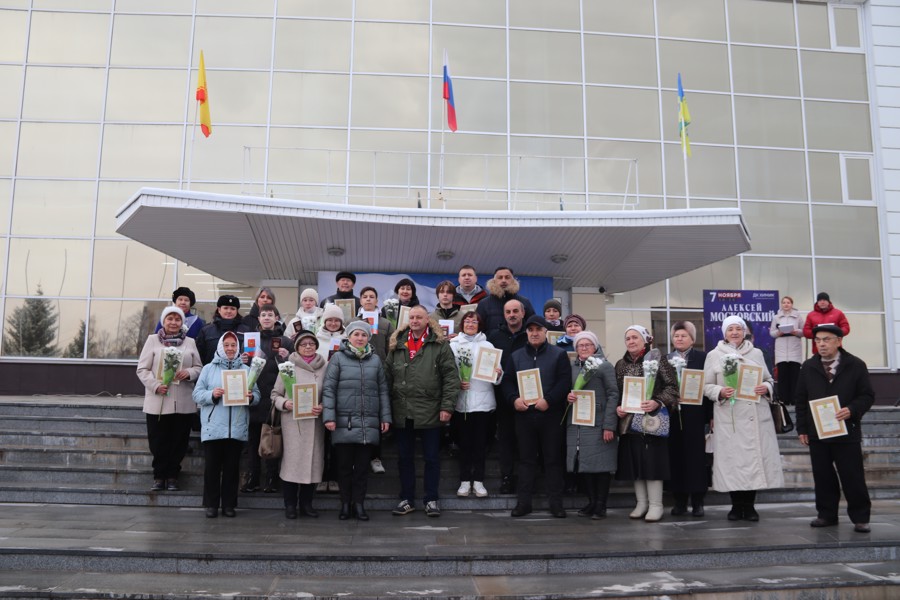 В Новочебоксарске состоялся праздничный концерт в честь Дня народного единства