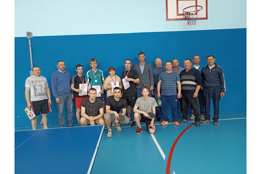 Прошел турнир Ибресинского муниципального округа по настольному теннису среди мужчин и женщин