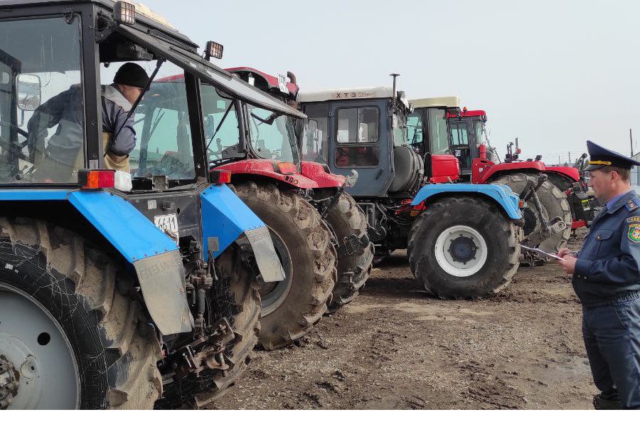 В Канашском муниципальном  округе приступили к  подготовке техники  и  прохождению технических осмотров перед весенними полевыми работами