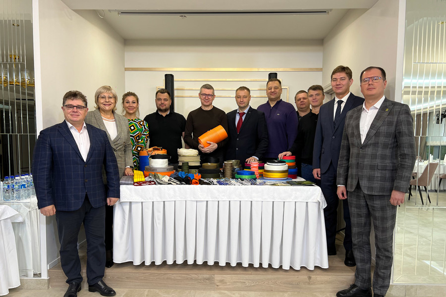 Фабрику АО «Лента» посетили высокие гости в рамках бизнес-миссии предпринимателей Республики Карелия в Чувашию