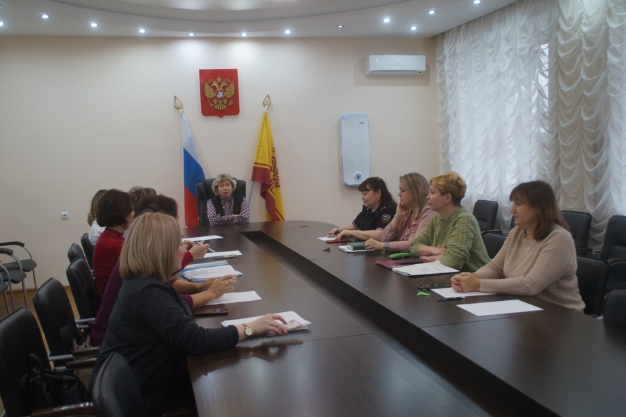 В Калининском районе г. Чебоксары проведено Координационное совещание комиссии по делам несовершеннолетних и защите их прав