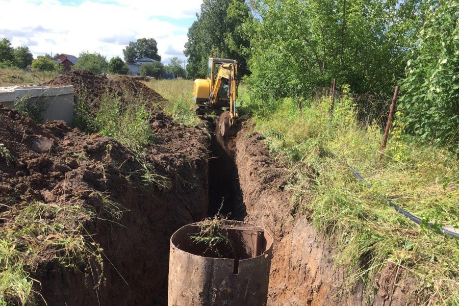 Начался ремонт водопроводной сети по ул. А.Ивановой в деревне Кильдишево