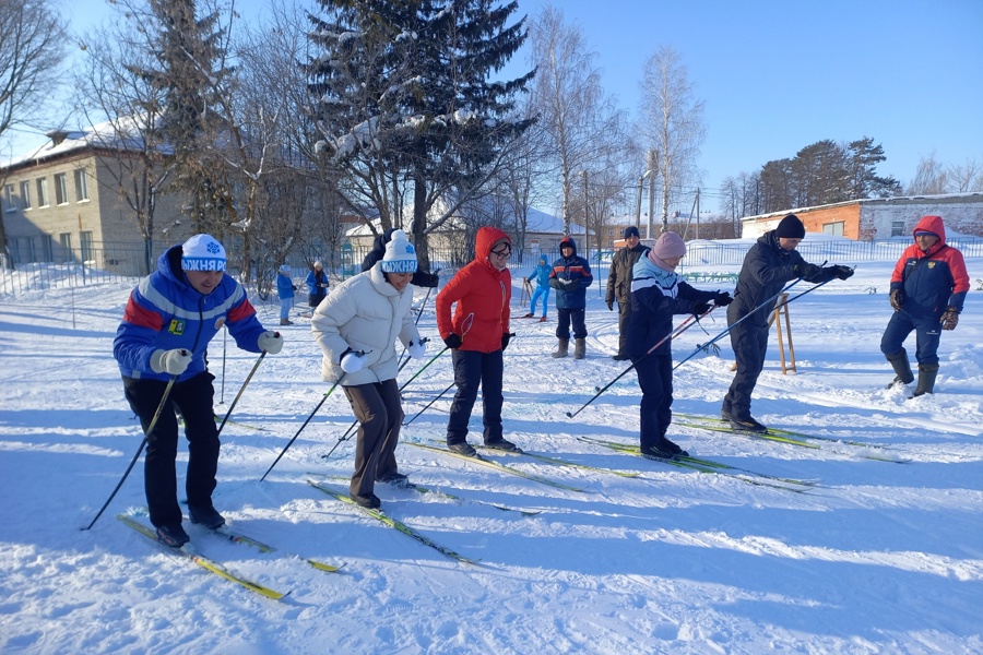 В Аликовском муниципальном округе прошла открытая Всероссийская массовая лыжная гонка «Лыжня России-2024»
