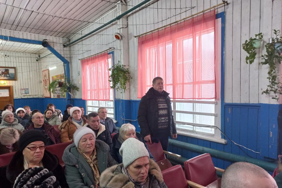 Отчетное собрание с жителями Буинского поселения