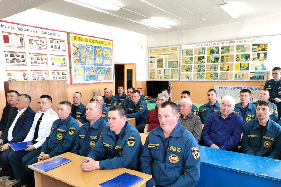 Глава Батыревского муниципального округа  Рудольф Селиванов посетил  ПЧ-26 по охране с. Батырево