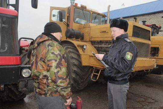 В Чебоксарском муниципальном округе проверяют готовность техники к весенне-полевым работам.