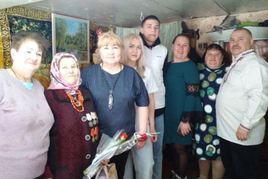 В Международный женский день отметила свой 95-летний юбилей житель деревни Малые Кошелеи, ветеран труда, труженик тыла Скворцова Александра Сергеевна