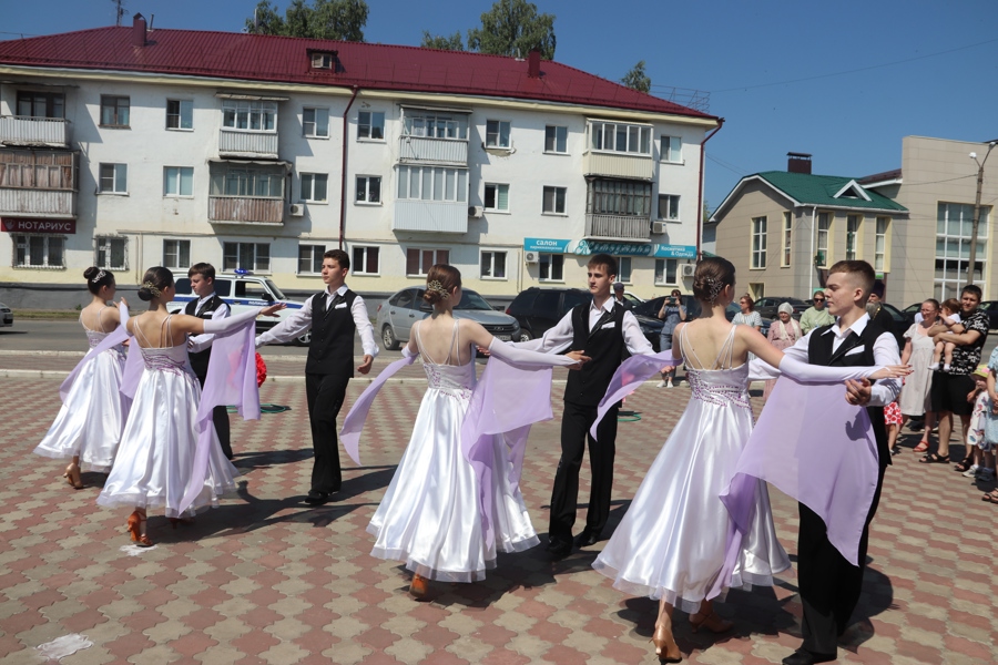 В Алатыре начали отмечать День семьи, любви и верности