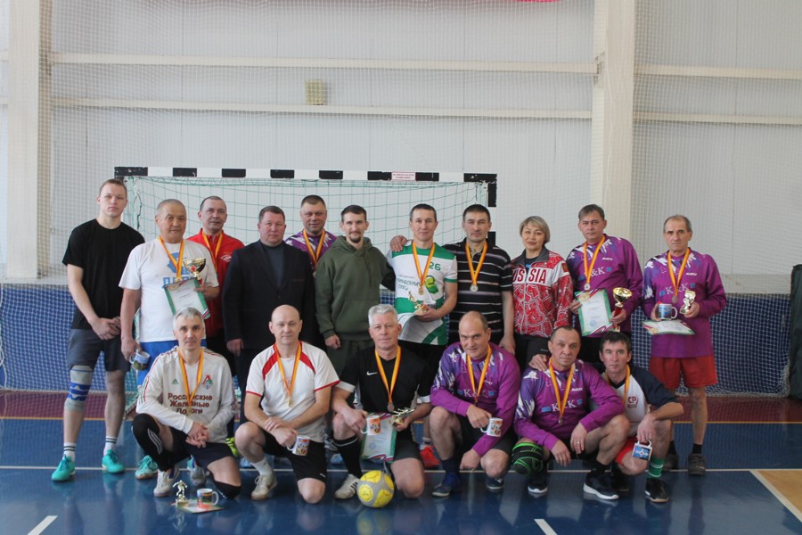 В спортивной школе «Атал» состоялся Рождественский турнир по мини-футболу среди мужских команд