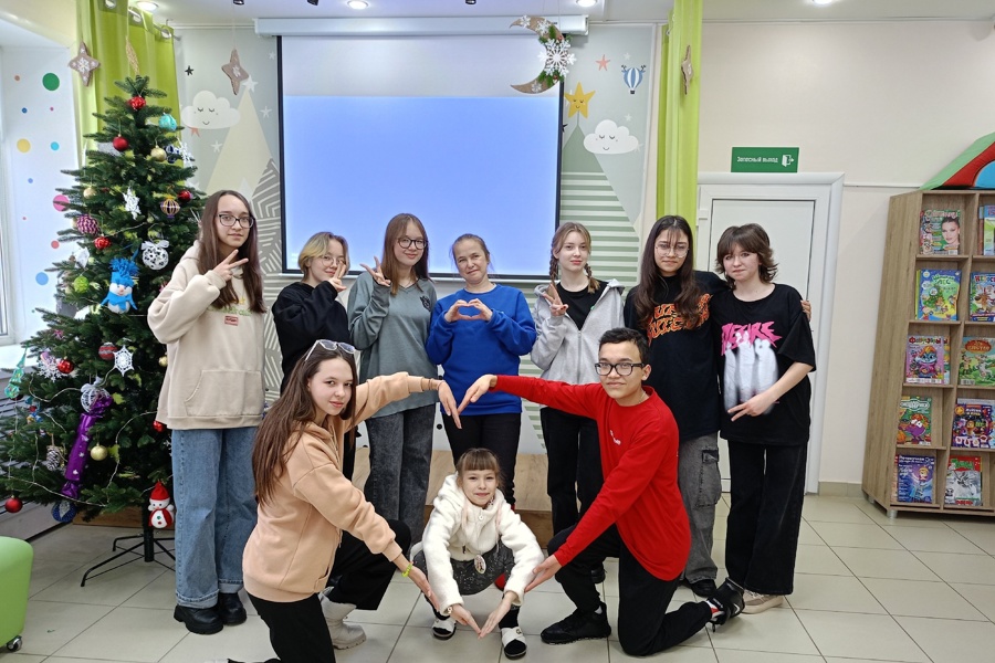 Игорь Семёнов поздравляет с Днём российского студенчества
