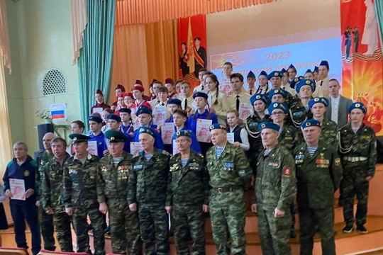 В городе Шумерля состоялось торжественное закрытие месячника оборонно-массовой и спортивной работы, посвященного защитникам Отечества