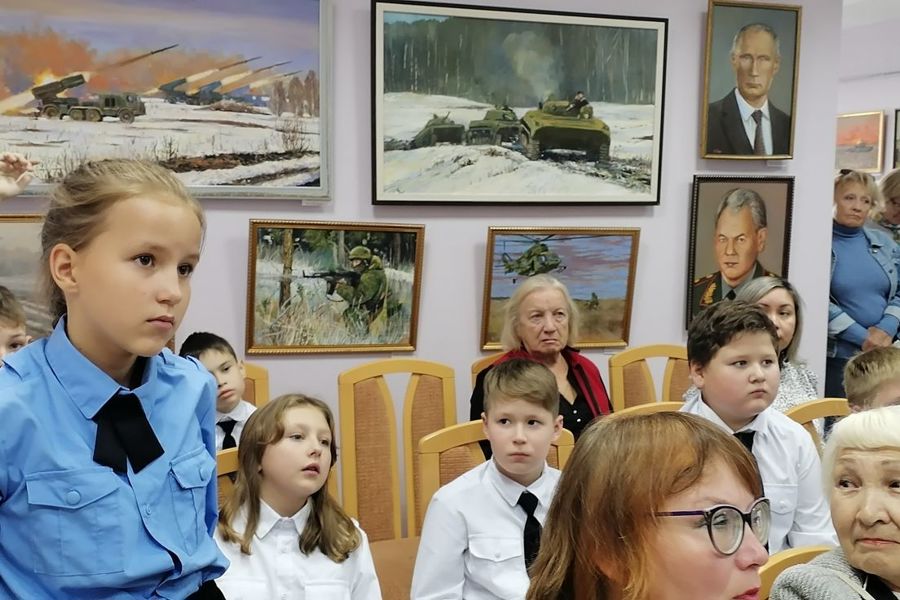 Искусство – СВОим