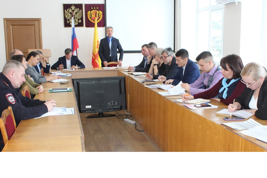 В администрации Урмарского муниципального округа состоялось расширенное совещание