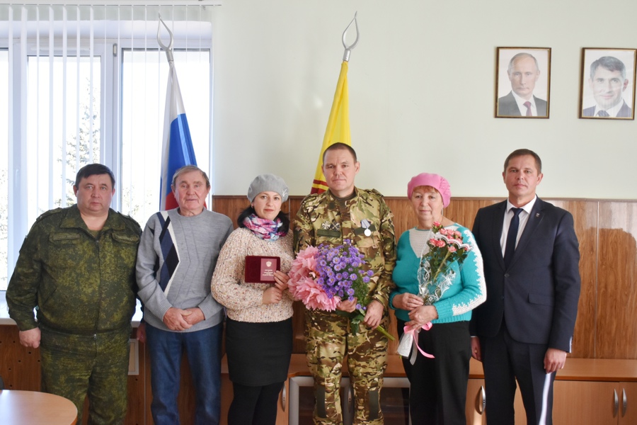 Участник специальной военной операции Александр Магусев награжден медалью «За отвагу»