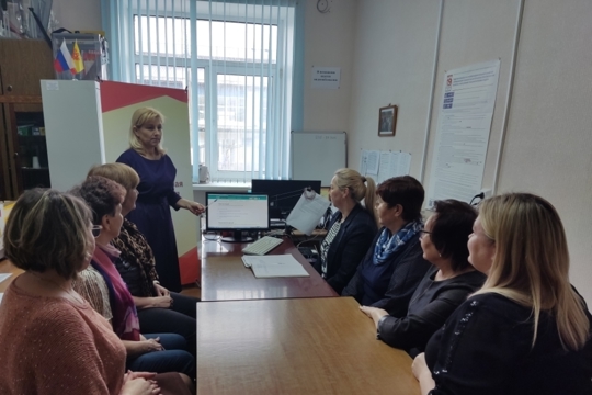 В Урмарской ТИК состоялся обучающий семинар по работе с интерактивным рабочим блокнотом (ИРБ)