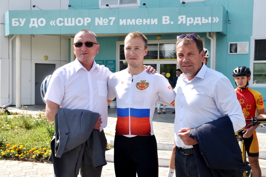 Чувашию с рабочим визитом посетил президент Федерации велосипедного спорта России Вячеслав Екимов