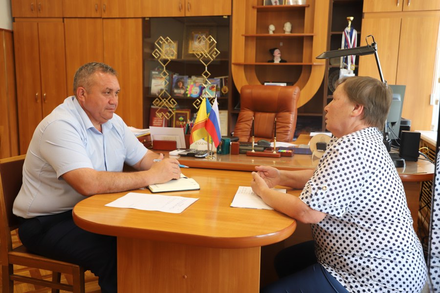 Глава Комсомольского округа Николай Раськин провел прием граждан по личным вопросам