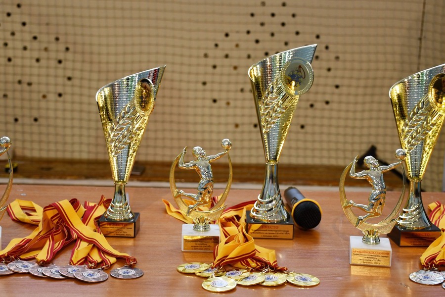 Традиционный турнир по волейболу среди мужчин и женщин на кубок ФСК «ПАТТАР»
