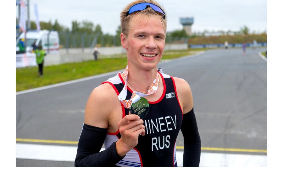 Роман Минеев победитель всероссийских соревнований по триатлону