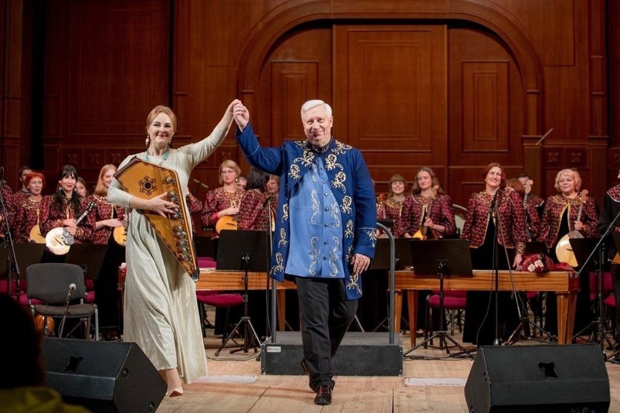 15 октября на сцене Чувашской государственной филармонии — Белгородский академический русский оркестр и звончатые гусли
