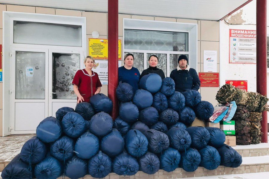 Продолжается сбор и передача гуманитарной помощи участникам СВО