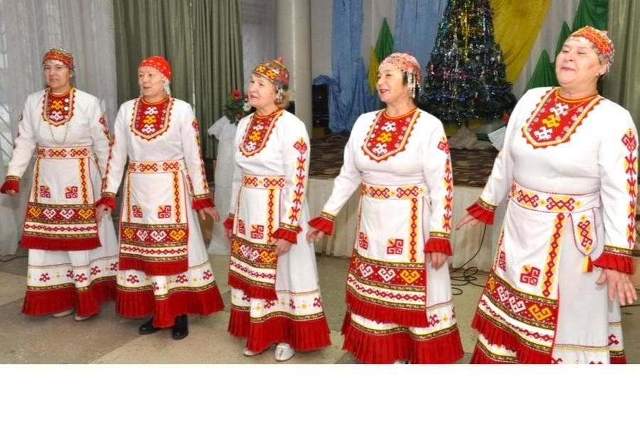 Участник XII Всечувашского праздника «Акатуй» - народный коллектив чувашской песни «Сăрнай» (Ульяновская область)
