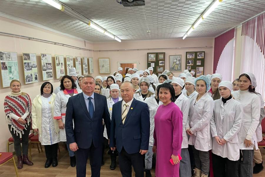 Ярмарка вакансий в Академии технологии и управления