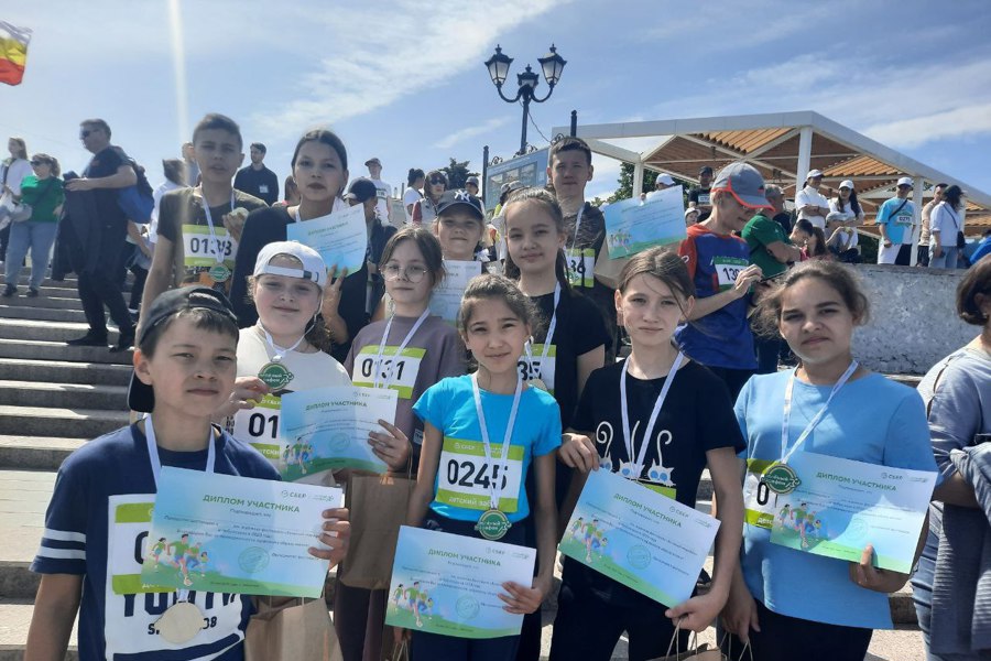 Столичные школьники  - участники семейного фестиваля «Зеленый марафон - Вода России»