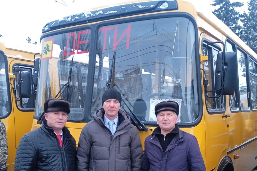 В Шихабыловской ООШ - новый школьный автобус
