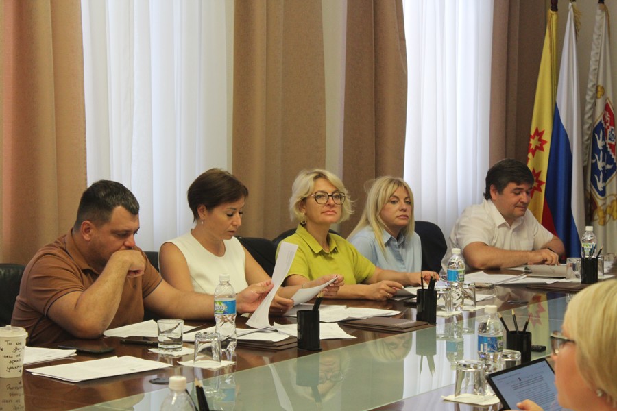 Состоялось совместное заседание постоянных комиссий Чебоксарского городского Собрания депутатов по местному самоуправлению и законности и по социальному развитию