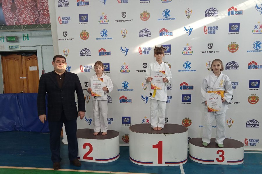 Наши спортсмены показали хорошие результаты на Первенстве Чувашской Республики по дзюдо среди мальчиков и девочек до 13 лет.