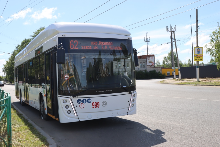 За первые четыре дня работы 62 межмуниципальный троллейбус перевез 20,5 тысяч пассажиров