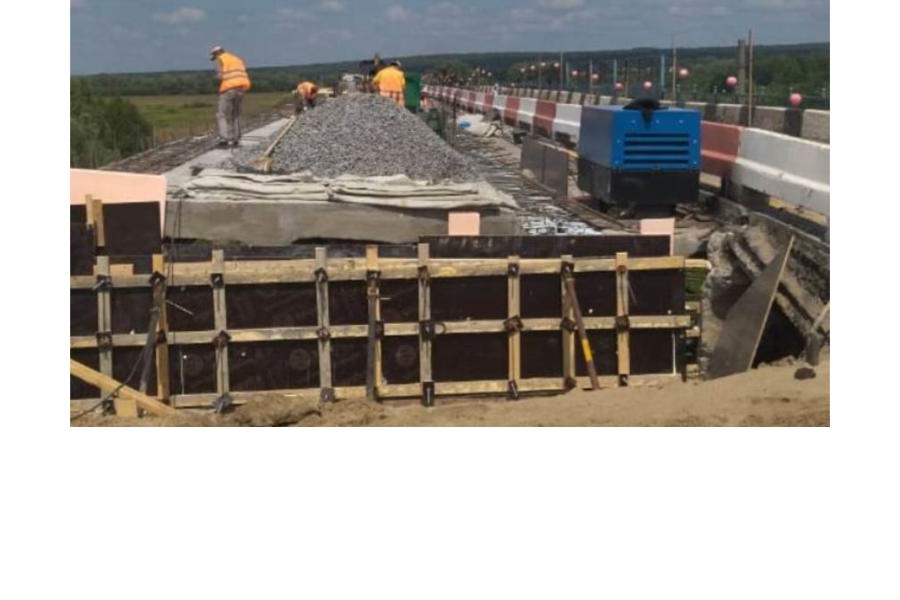 В Шумерлинском округе продолжается ремонт путепровода на автодороге «Сура»