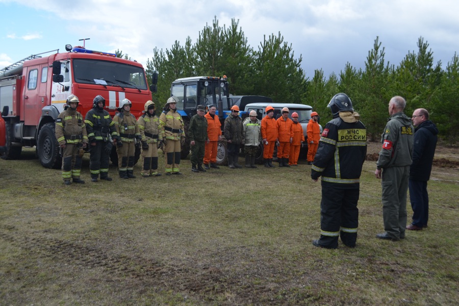 В Мариинско-Посадском округе проведены тактико-специальные учения по тушению условного лесного пожара