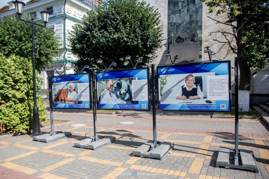 Выставка «Созидатели города» открылась в Чебоксарах