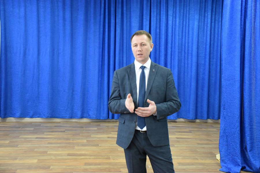 Эдуард Васильев посетил Шумерлинскую общеобразовательную школу-интернат для обучающихся с ограниченными возможностями здоровья.