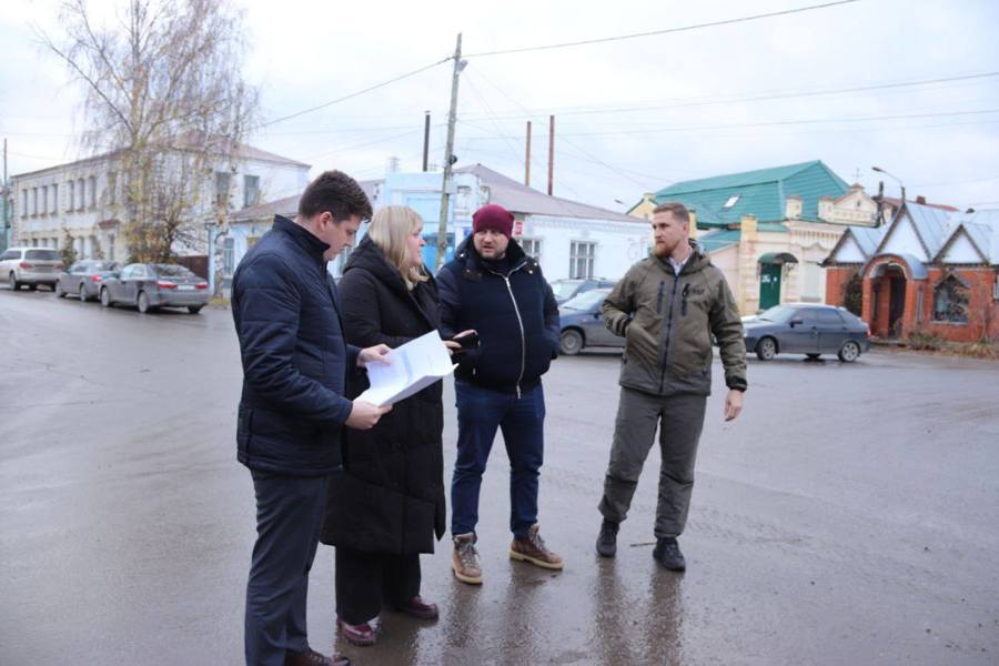 Встреча и.о. главы города Алатыря  К.И.Колова с министром строительства М.А.Коледой