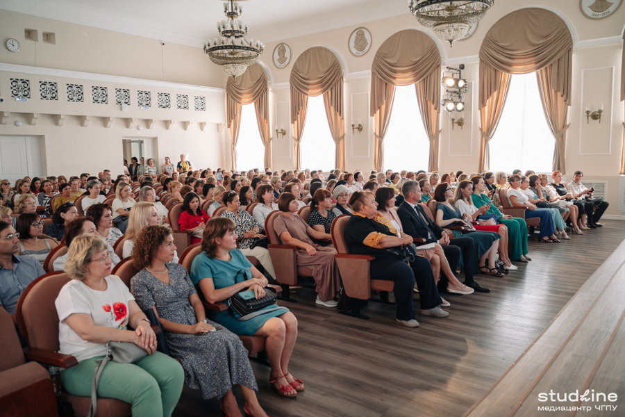 Реализация мероприятий Года педагога и наставника. Внедрение федеральных образовательных программ