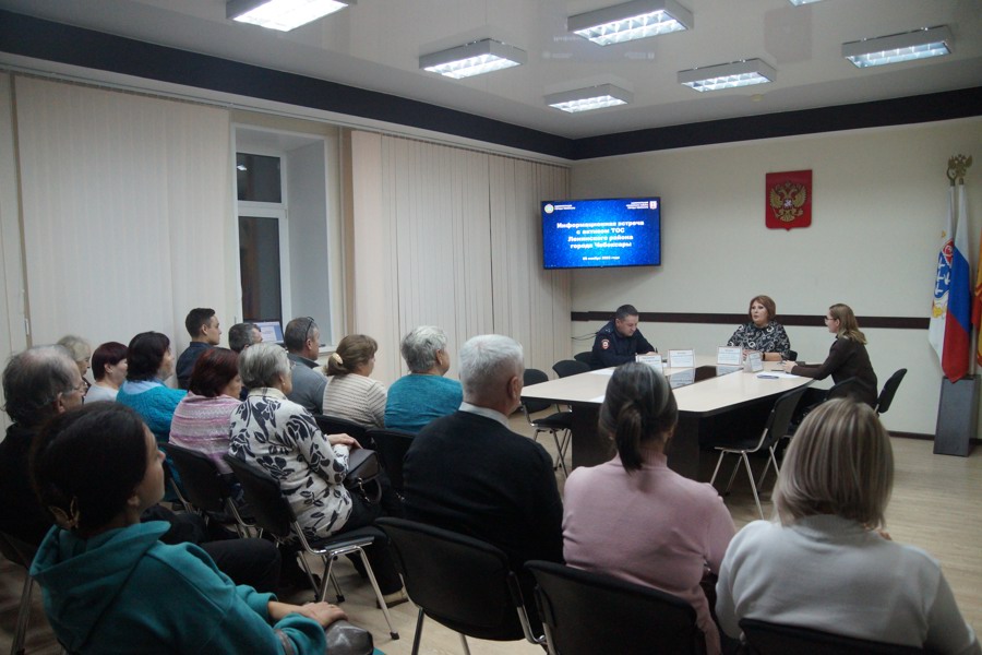 В Ленинском районе продолжаются встречи с  активами ТОС